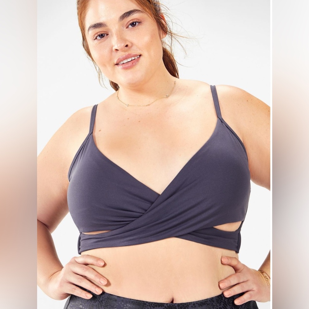 Fabletics Tammy Sports Bra